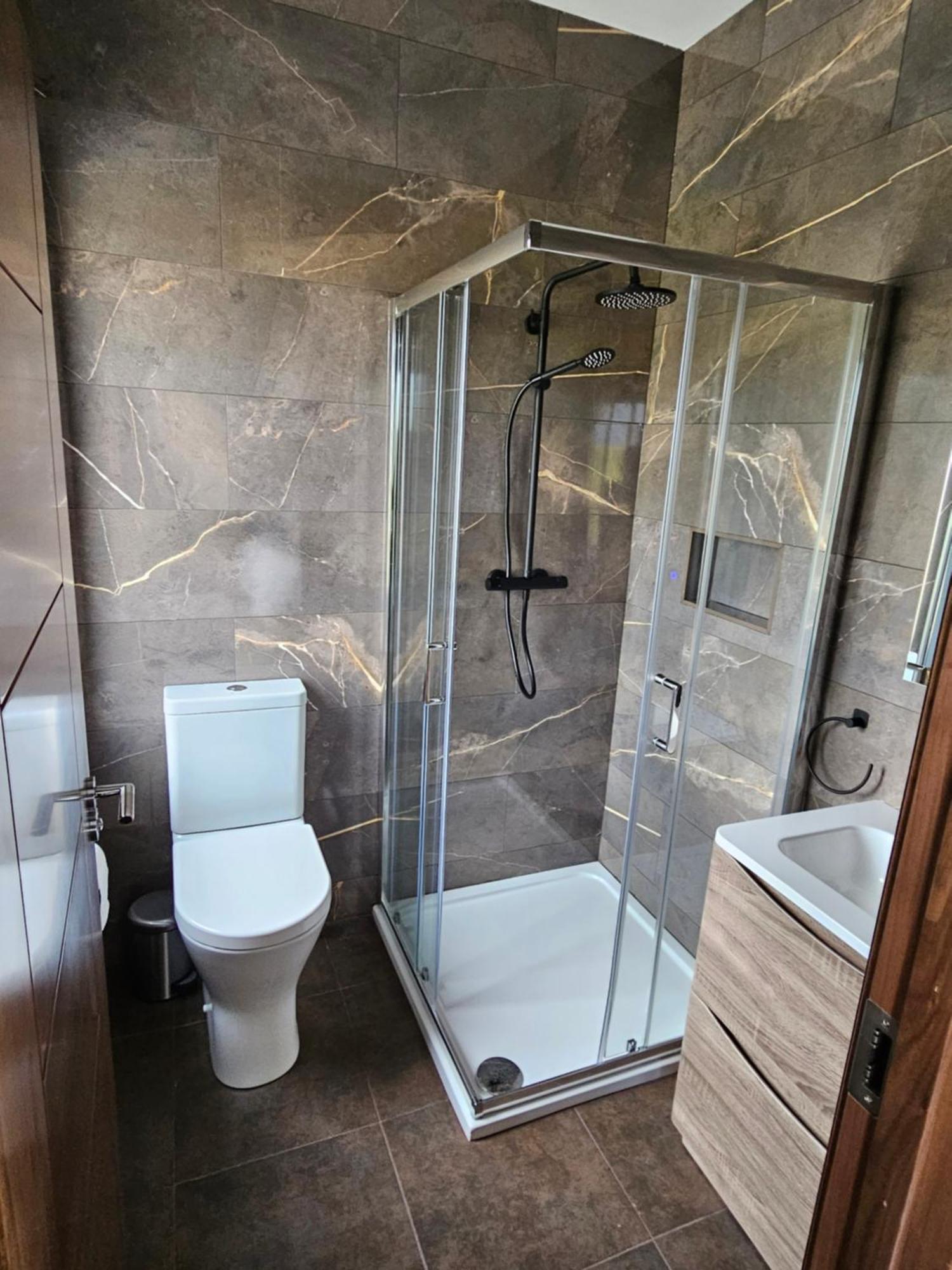 Suaimhneas Guest House Lahinch Bagian luar foto